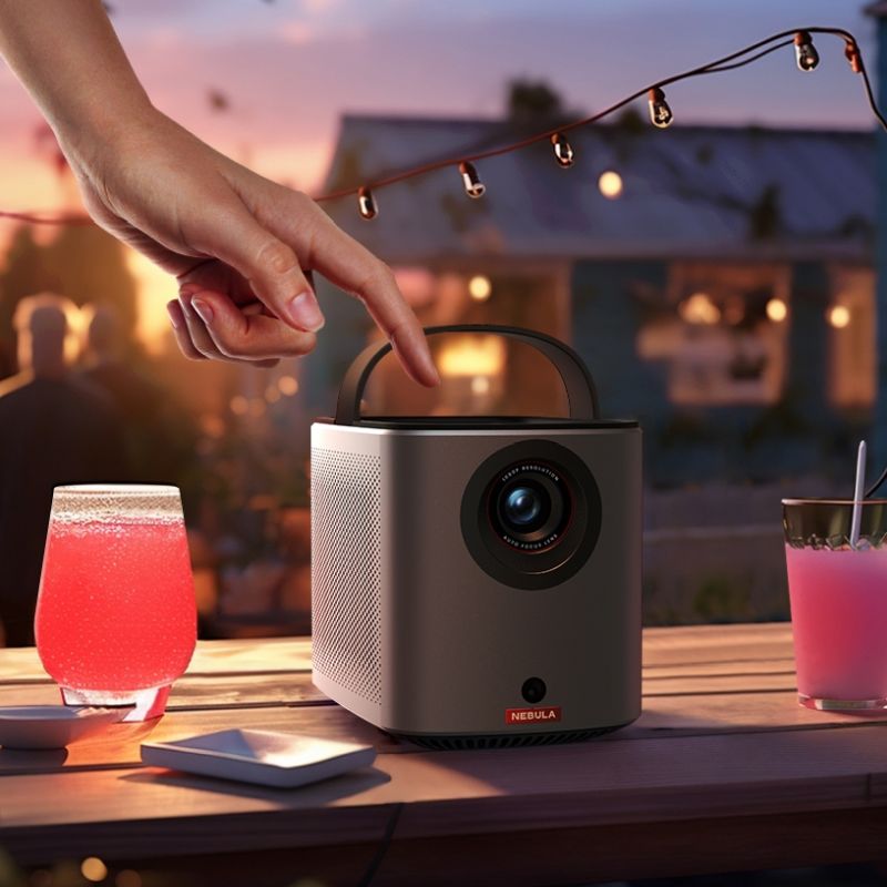 Anker Nebula Mars 3 Air lifestyle1