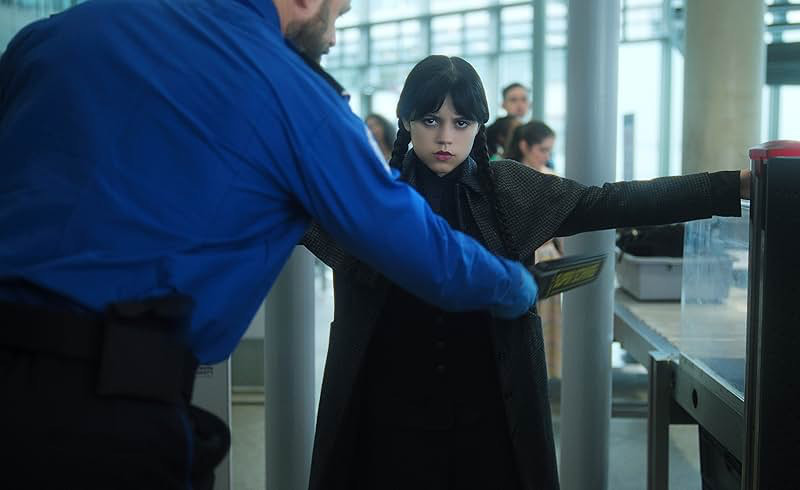 Aurzen Boom Air 1080p Smart Portable Projector Review Wednesday Screenshot