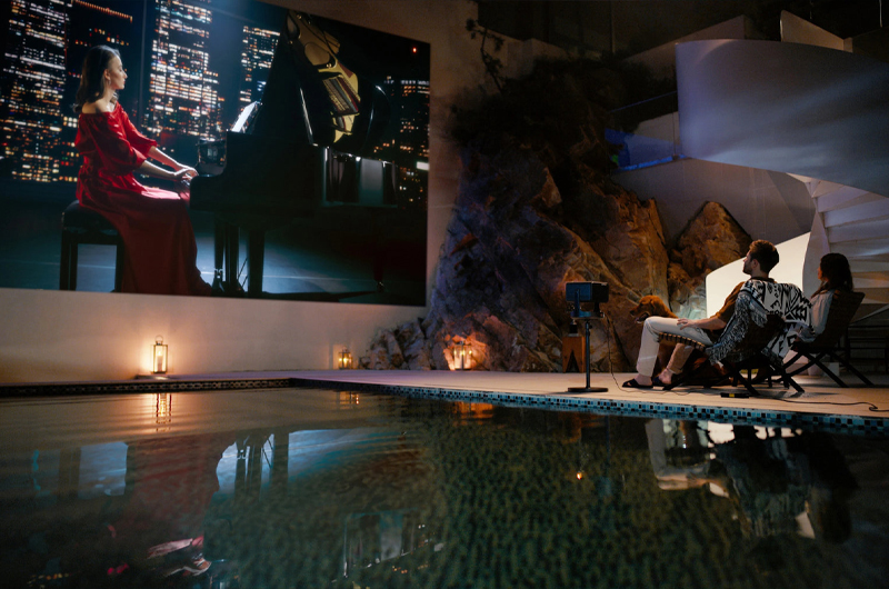 Hisense C2 Ultra Lifestyle 3